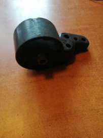 Insulator-engine mounting, right-hand Nissan Bluebird T12/ T72/ U11 11210-D4002 Used part.