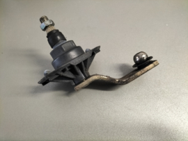 Pivot wiper, no 2 Nissan Micra K10 28860-01B00 Used part.