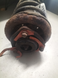 Veerpoot linksvoor Nissan 100NX B13 54303-50C25 + 54010-52Y03 Gebruikt.