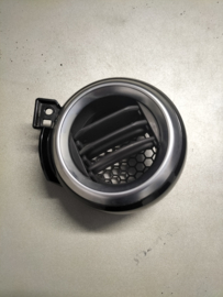 Ventilator assy-side, right-hand Nissan Micra K14 68760-5FA0A Used part.