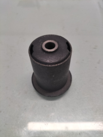Bus draagarm achter Nissan 55045-01A05 B11/ N12 Origineel.
