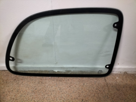 Glass-side window, right-hand Nissan Micra K11 83312-4F300 Used part.