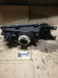Koplamp links Nissan Almera N15 26060-1N826 Gebruikt.