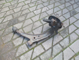 Wielnaafsamenstelling linksvoor Nissan 40015-50Y00 B13/N14/Y10