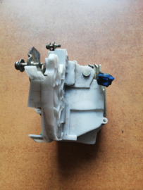 Deurslot rechtsachter Nissan Primera P11/ WP11 82502-9F511 Gebruikt.