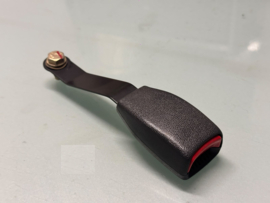 Veiligheidsgordelsluiting voorstoel Nissan Primera P10 86842-90J75 Gebruikt.