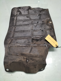 Zijafscherming Motorblok rechts Nissan Micra K10 75893-02B10 Gebruikt.