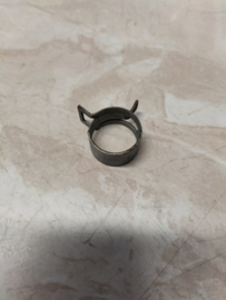 Slangklem Nissan 16439-V500B Gebruikt.
