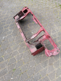 Radiateurframe Nissan 100NX B13 62500-70Y05 (AG2) Gebruikt.