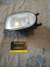 Mistlamp rechtsvoor Nissan Almera N16 26150-BM425 gebruikt origineel.