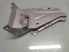 Montagesteun achterbank Rechts Nissan Primera P12 wagon 74520-AV710 Gebruikt