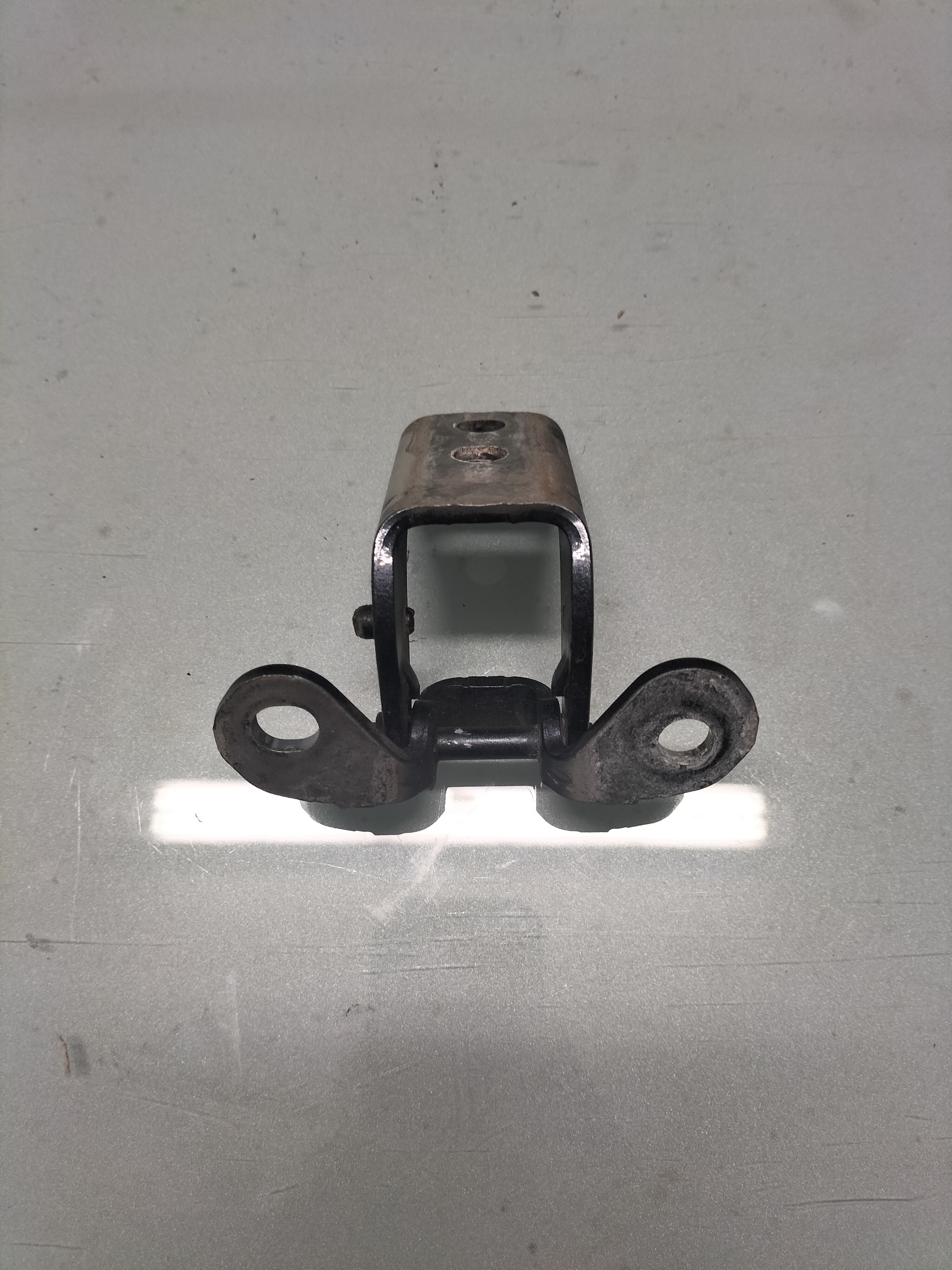 Deur scharnier Nissan Micra k14 80420-5FA1A Gebruikt