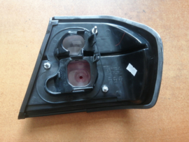 Achterlicht links-buiten Nissan Primera P10 sedan B6559-3F300 Nieuw.