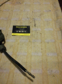 Kilometertellerkabel Nissan Bluebird T12/ T72 25050-D4501 Gebruikt.