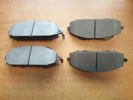 Brake pad set front axle Nissan Patrol Y61 41060-VB290