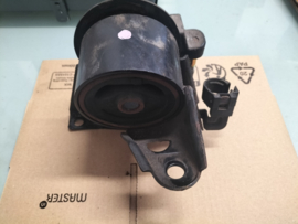 Insulator engine mounting, front left hand Nissan 11220-AU400 Used part
