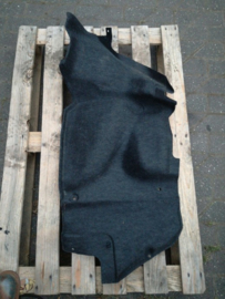 Kofferbakbekleding Nissan Almera N15. rechts. 84950-2N200