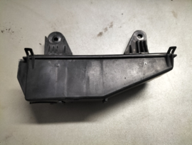 Relaishouder Nissan 24382-50Y10 B13/ N14/ Y10 Gebruikt.