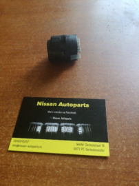 Elektrisch gedeelte contactslot Nissan 48750-70J00 C23/ K11/ P10/ R20 Gebruikt.