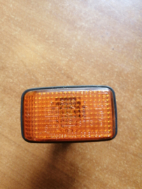 Lens-side flasher lamp, right-hand Nissan Bluebird T72 26161-Q9025 Used part.