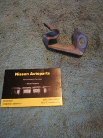 Bevestigingsklem koppelingskabel Nissan 30777-64Y00 B13/N14/N15/Y10