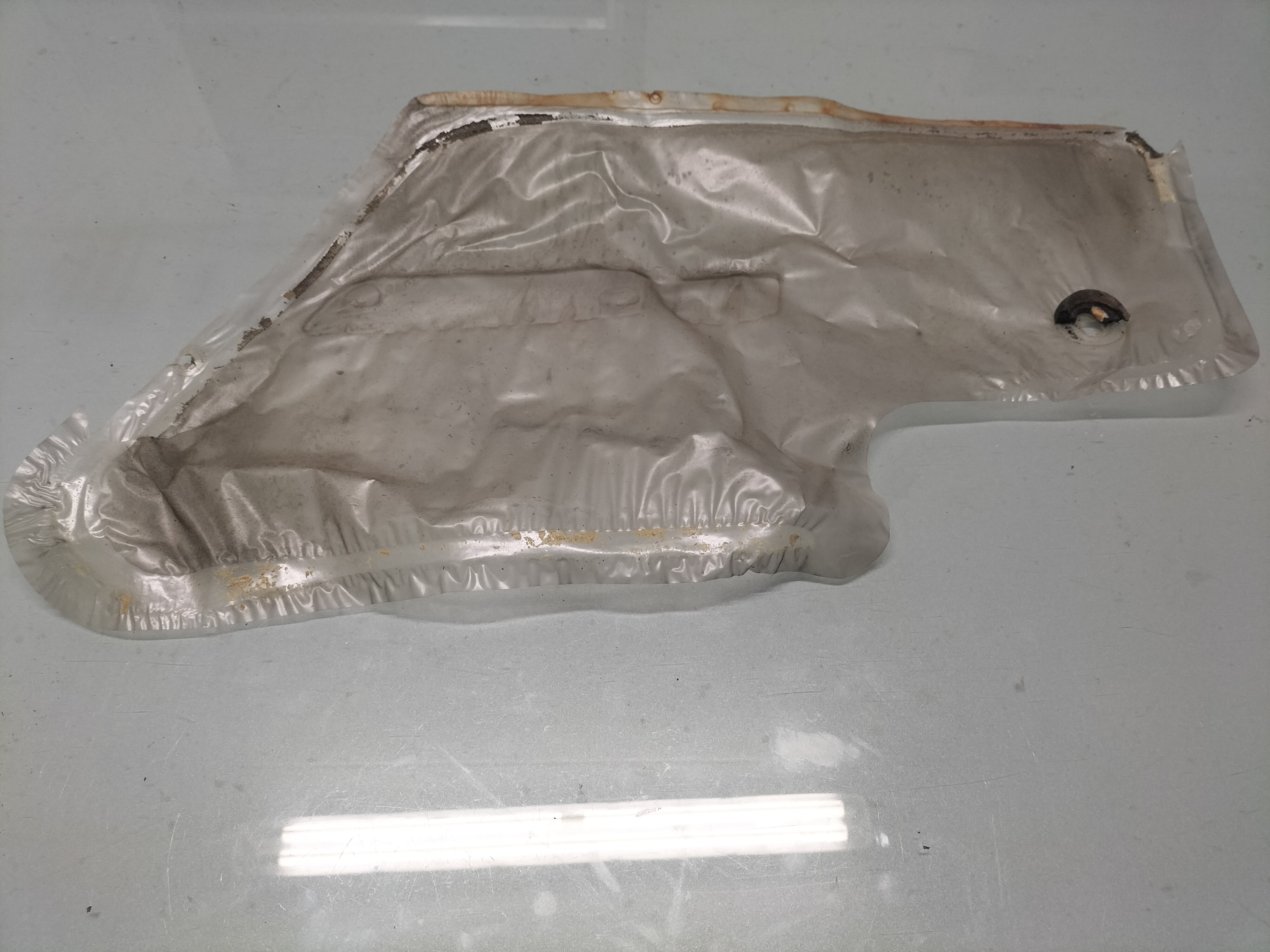 Cover-door seal rear Datsun Cherry E10 82880-M0200 4-doors sedan. Used part, little damage.