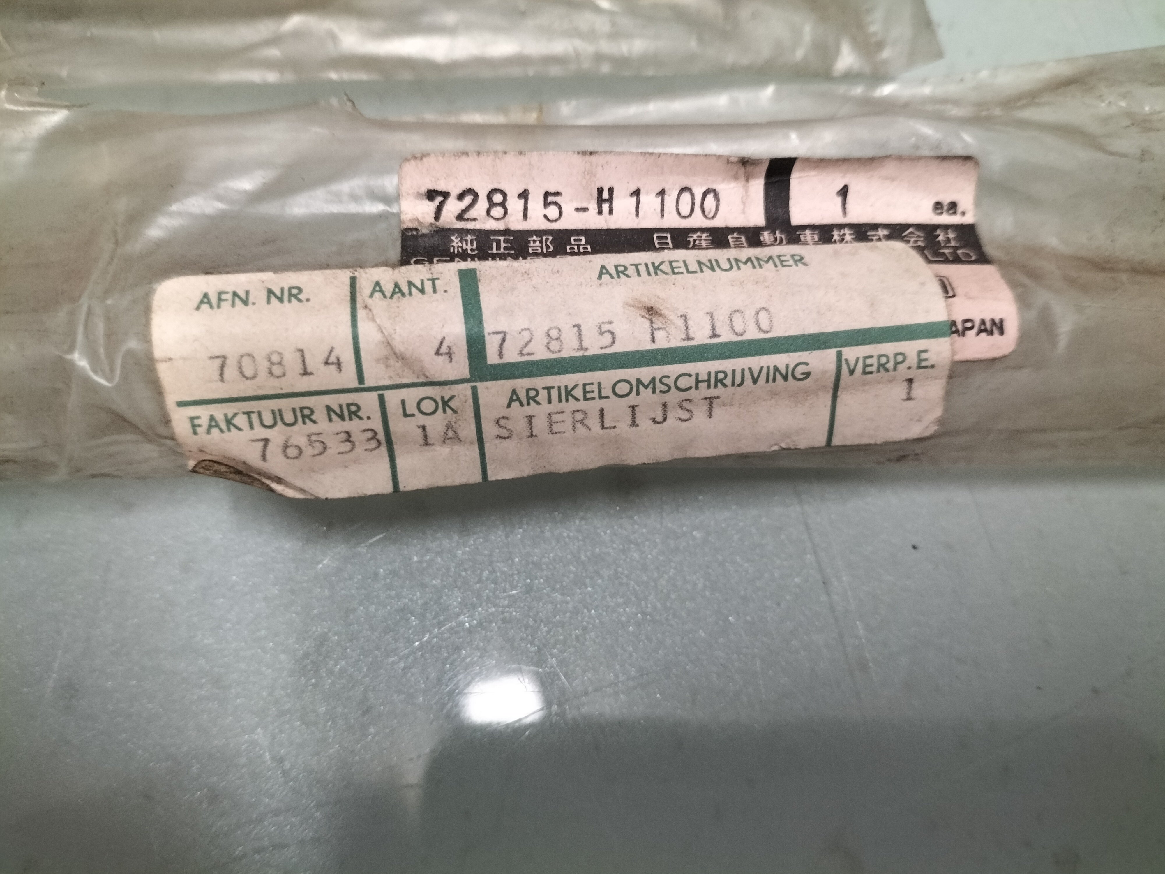 moulding Nissan 72815-H1100 Original
