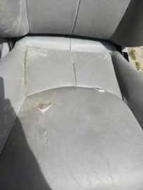 Seat front, right-hand Nissan Primera P11/ WP11 H7000-BE982 Damage.