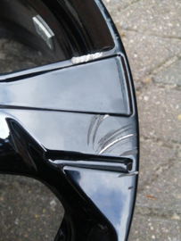 Wheel-aluminium 17X6,5J black Nissan Micra K14 40300-5FA5A Damage