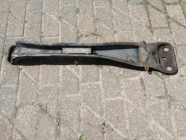 Samenstelling motorsteunbalk onderzijde motorblok QG15DE / QG18DE  Nissan Almera N16 11240-BM500 + 11375-BM510
