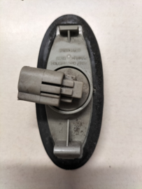 Zijknipperlicht in spatbord Nissan Micra K11 26160-6F600 met fitting. Gebruikt.