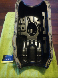 Pan oil Nissan Micra K11 11110-4F100 Used part.