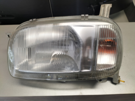 Koplamp links Nissan Micra K11 B6060-5F206 Gebruikt.