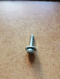 Screw M5 X 23 Nissan 08510-62523 Used part.