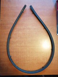 Afdichtrubber paravan Nissan Primera P11/ WP11 66830-2F900 Used part.
