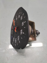 Kilometerteller Datsun Cherry E10 24850-M0200 Gebruikt.