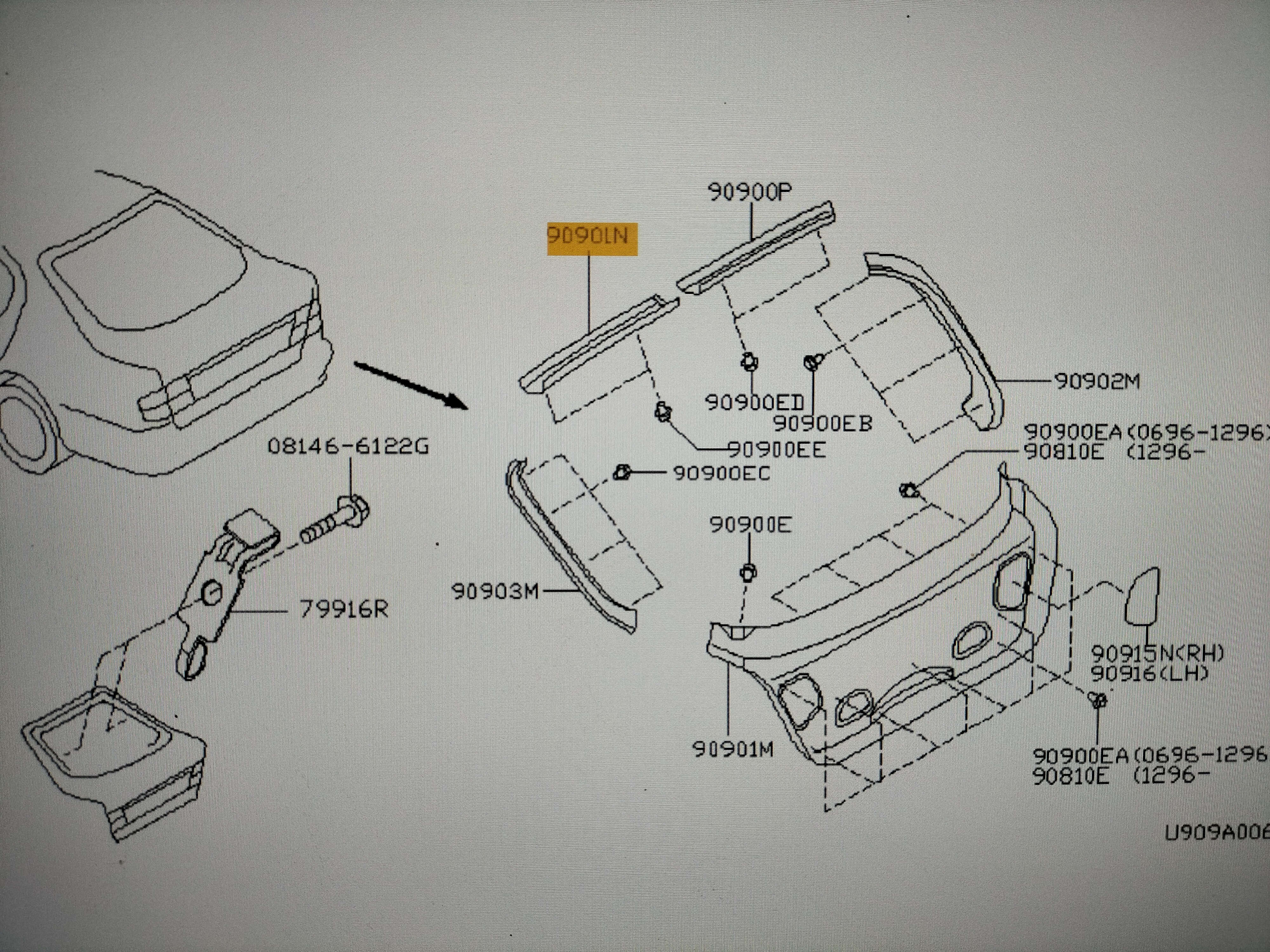 Finisher-back door, upper left-hand Nissan Primera P11 hatchback 90901-2F712 Used part.