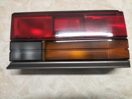 Achterlicht rechts Nissan 26554-08M60 Origineel.