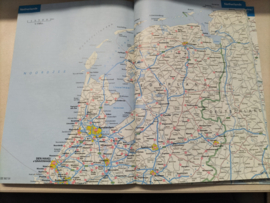 Nissan Pan Europe Service 1993/94