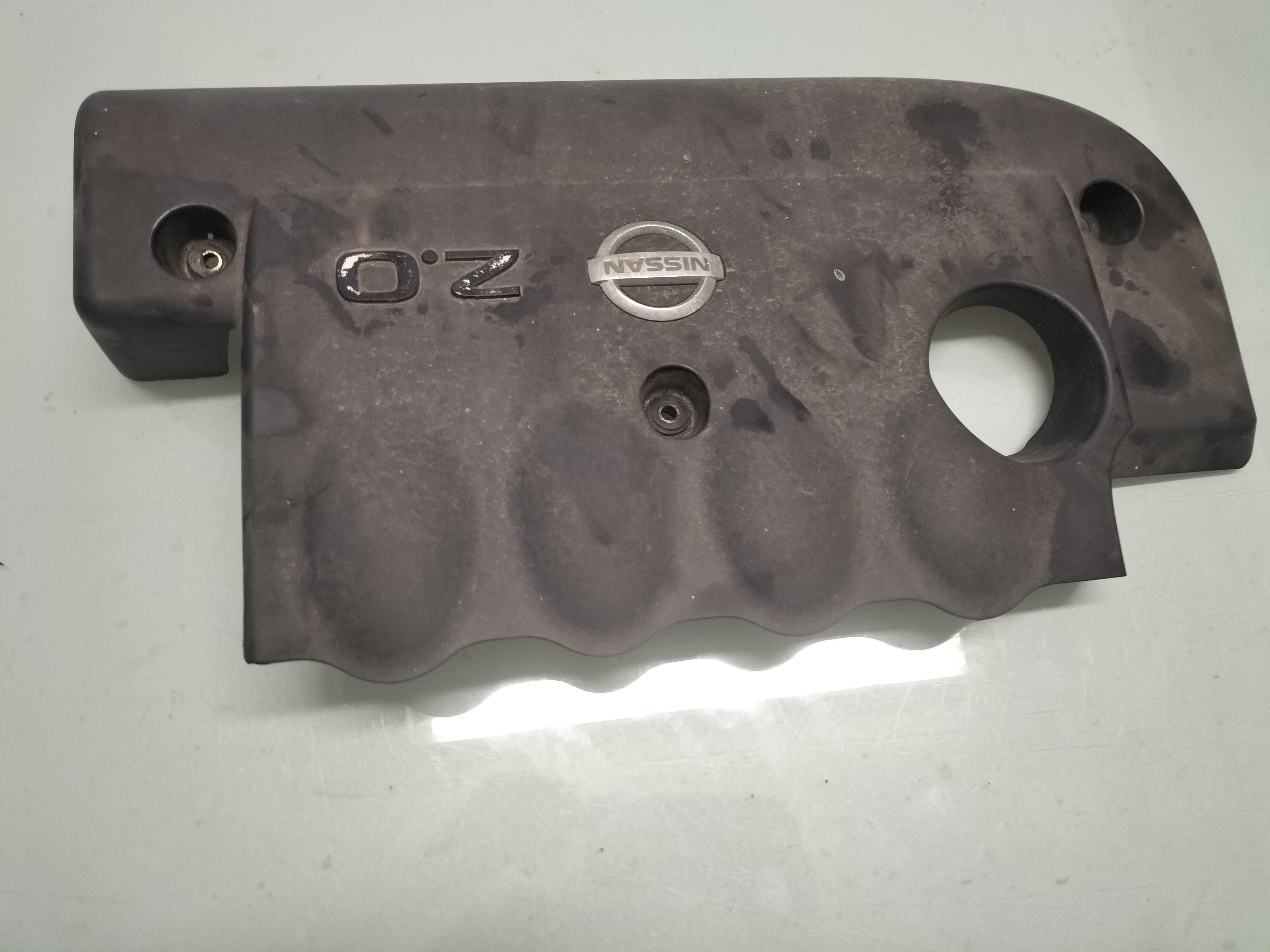 Motorafdekkap QR20DE Nissan Primera P12 14041-AU400 Gebruikt.