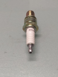 spark plug Nissan B2401-W8915 Original.