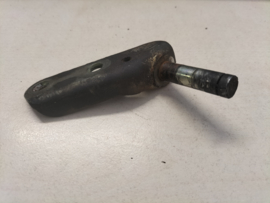 Montagesteun hendel schakelmechanisme Datsun Cherry E10 34570-M0201 Gebruikt.