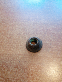 Nut Nissan 01225-00062 Used part.