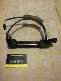 Deurgreep voorportier  buitenzijde links/rechts Nissan Qashqai J10 80640-JD49B Origineel.
