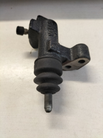 Cylinder clutch operating QG15DE/QG16DE/QG18DE Nissan 30620-2J061 N16/ P11/ P12/ V10/ WP11 Used part .