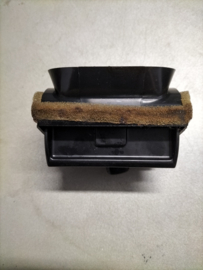 Ventilator side Nissan Micra K10 68750-04B01 Used part.