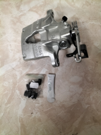 Remklauw rechtsachter Nissan Interstar X70 44001-00Q0B Nieuw.