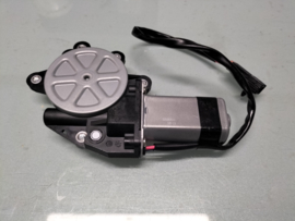 Motor regulator front, right-hand Nissan Sunny B12/ N13 80730-52A10 New.