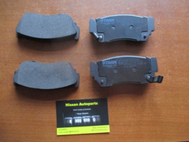 Brake pad set front axle Nissan 41060-62C90 B13/ N14