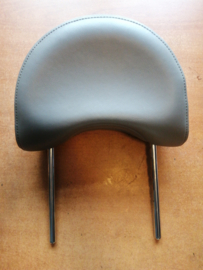 Hoofdsteun voorstoel Nissan Primera P11 86400-9F624 Gebruikt.